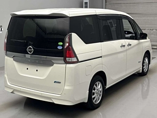 NISSAN SERENA 2017