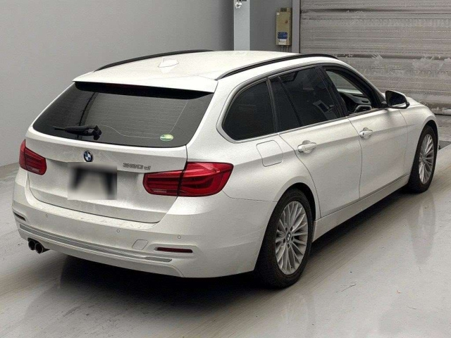 BMW 3 SERIES 2018