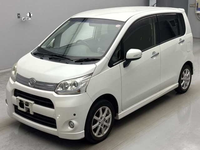 DAIHATSU MOVE 2012