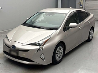 TOYOTA PRIUS 2018