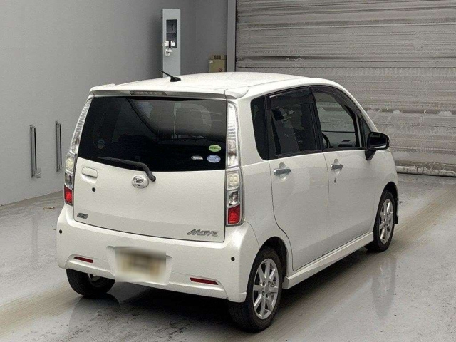 DAIHATSU MOVE 2012