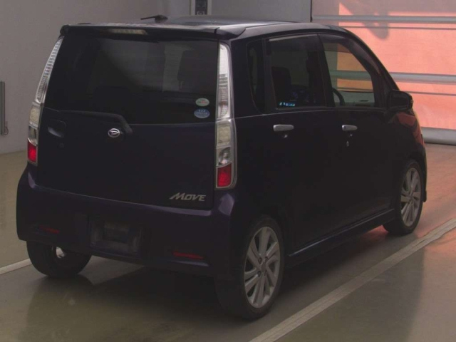 DAIHATSU MOVE 2011