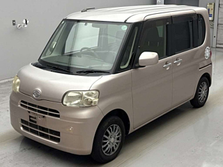 DAIHATSU TANTO 2013