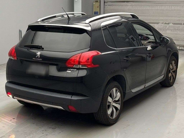PEUGEOT 2008 2015