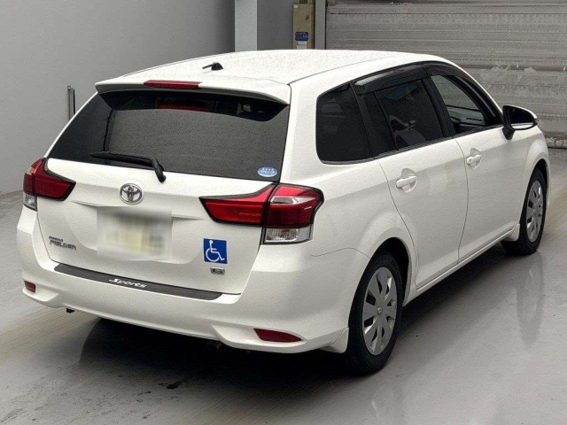 TOYOTA COROLLA FIELDER 2015