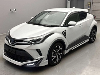 TOYOTA C-HR 2021