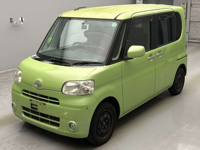 DAIHATSU TANTO 2012