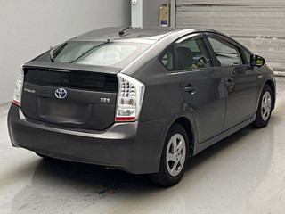 TOYOTA PRIUS 2011