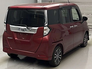 TOYOTA ROOMY 2021