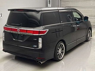 NISSAN ELGRAND 2011