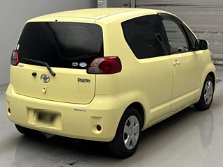TOYOTA PORTE 2009