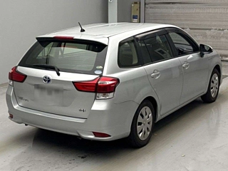 TOYOTA COROLLA FIELDER 2016