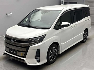 TOYOTA NOAH 2018