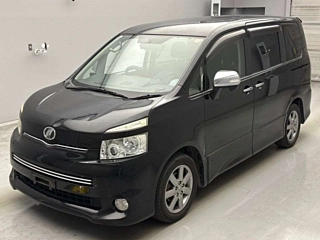 TOYOTA VOXY 2009
