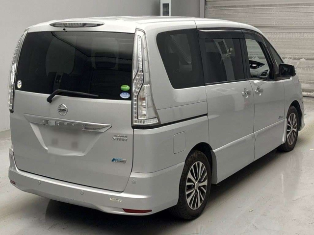 NISSAN SERENA 2015