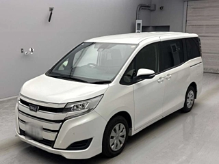 TOYOTA NOAH 2020