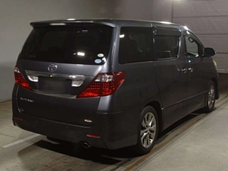 TOYOTA ALPHARD 2011