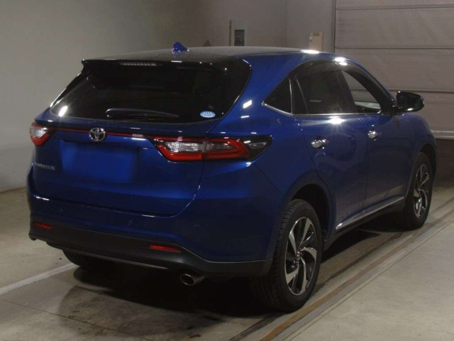 TOYOTA HARRIER 2019