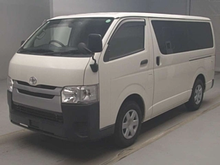 TOYOTA HIACE VAN 2015