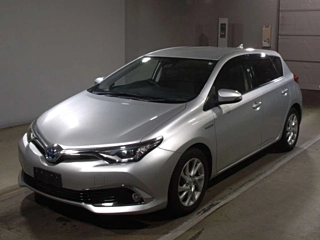 TOYOTA AURIS 2016