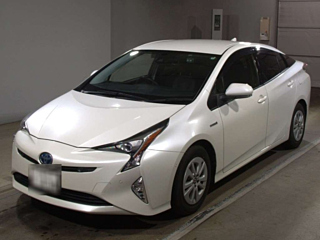 TOYOTA PRIUS 2019