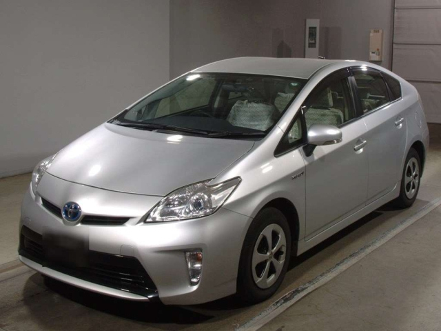 TOYOTA PRIUS 2014