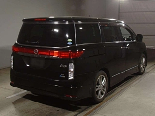 NISSAN ELGRAND 2011