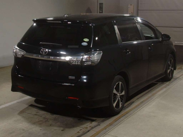 TOYOTA WISH 2012