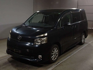 TOYOTA VOXY 2009