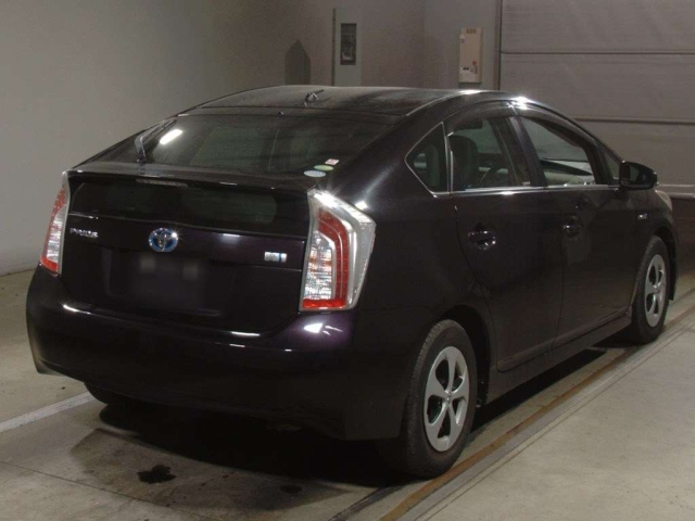 TOYOTA PRIUS 2013
