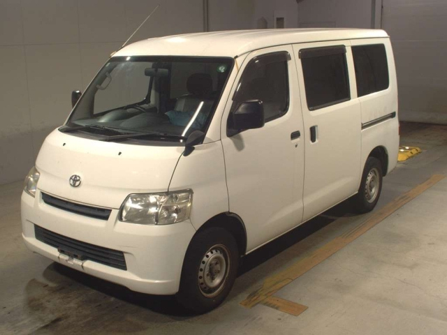 TOYOTA TOWN ACE VAN 2014