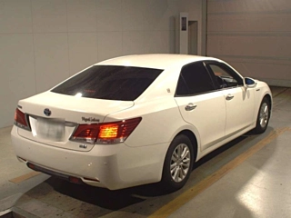 TOYOTA CROWN 2013