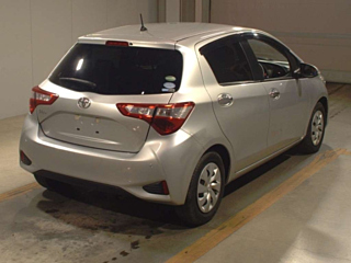 TOYOTA VITZ 2019