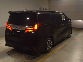 TOYOTA ALPHARD 2023