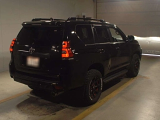 TOYOTA LAND CRUISER PRADO 2022