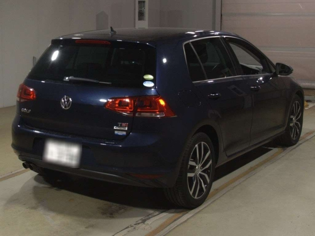 VOLKSWAGEN GOLF 2016