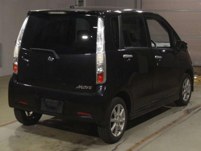 DAIHATSU MOVE 2011