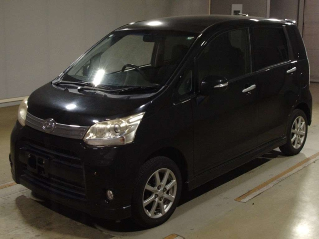 DAIHATSU MOVE 2011