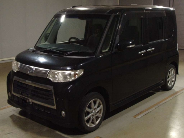 DAIHATSU TANTO 2012