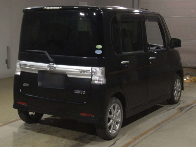 DAIHATSU TANTO 2012