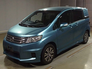 HONDA FREED 2013