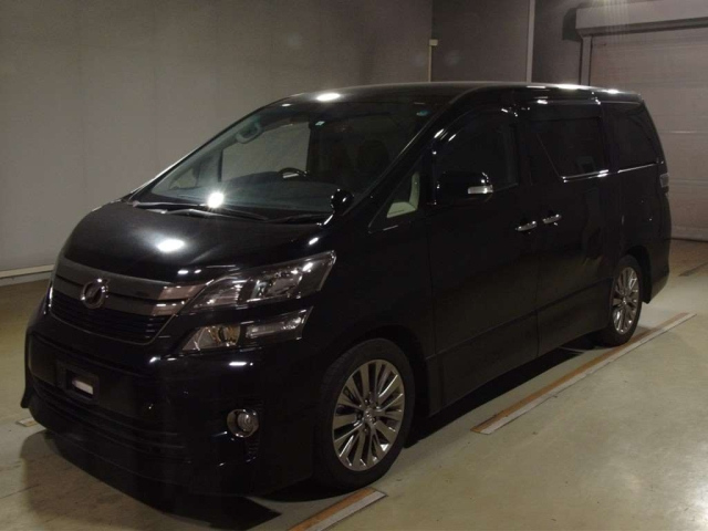 TOYOTA VELLFIRE 2013