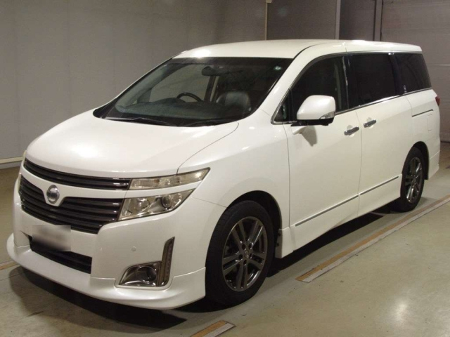 NISSAN ELGRAND 2011