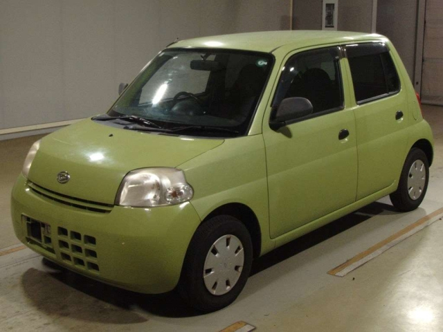 DAIHATSU ESSE 2010