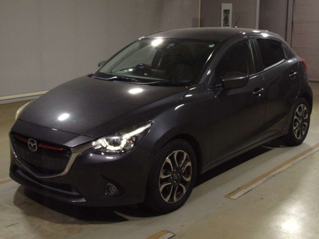 MAZDA DEMIO 2015