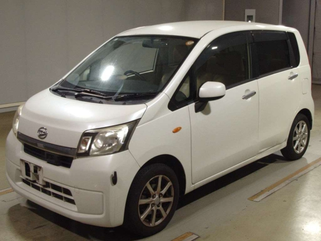DAIHATSU MOVE 2013