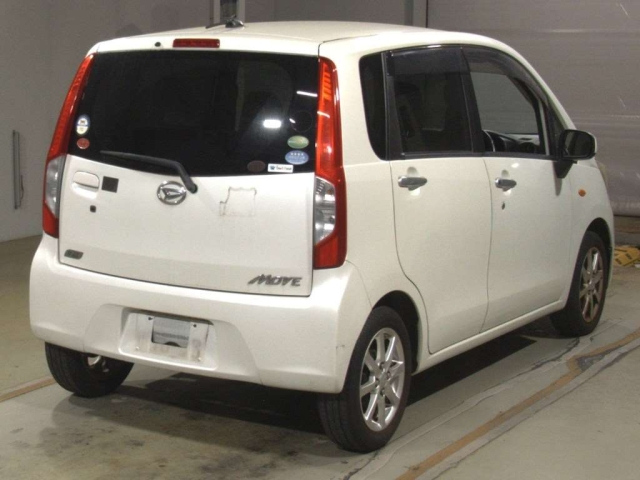 DAIHATSU MOVE 2013