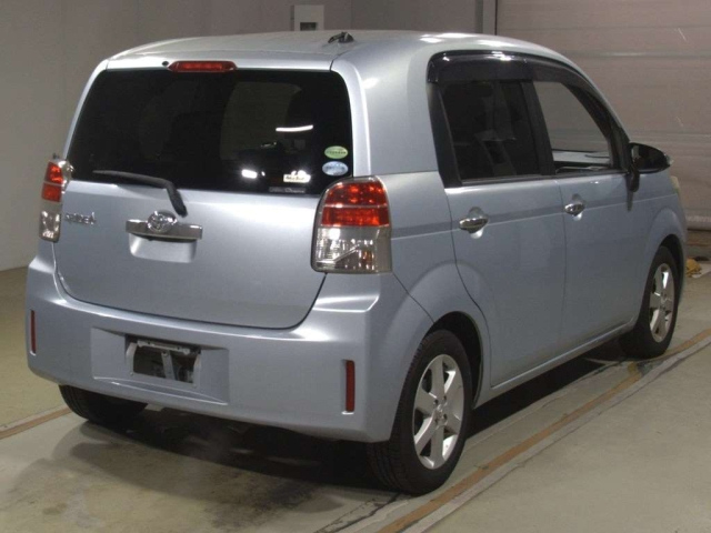 TOYOTA SPADE 2013