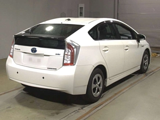 TOYOTA PRIUS 2013