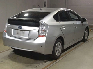 TOYOTA PRIUS 2011